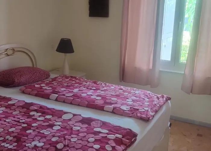 Будинок відпочинку Sun Club *